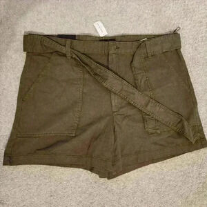 Banana reoublic tie belt shorts